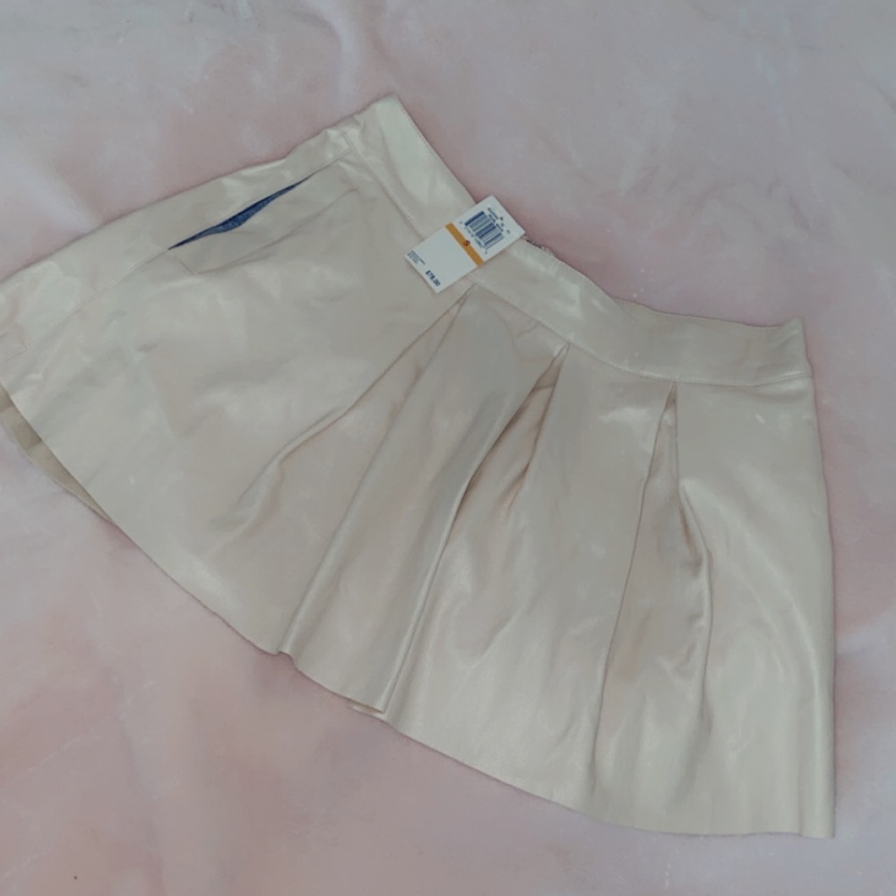 Y2K white skirt